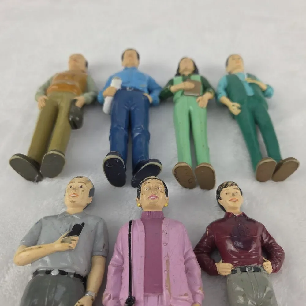 Vintage Cre8tive Minds Dollhouse Family Figures Lot 7 Pretend Play Doll Creative